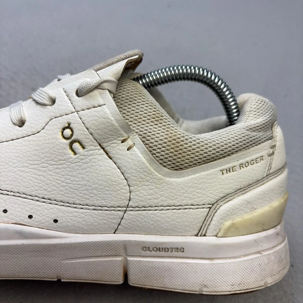 On The Roger Shoes Mens Size 9 White Leather Cushioned Casual Sneakers